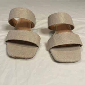 Joie linen, square toe linen tan wrap sandal in‎ excellent condition. Size 6.5M
